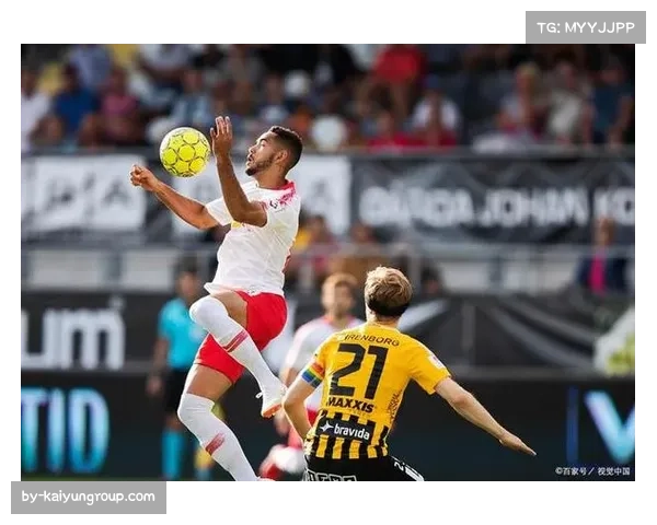 赫根前锋特林反击中门前抢点 欧战已累计打入八球